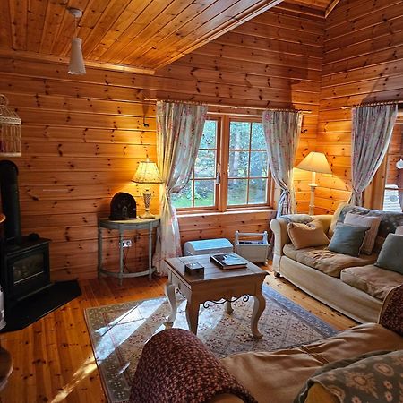 Forest Lodge Log Cabin - Ireland Балликоннелл Экстерьер фото