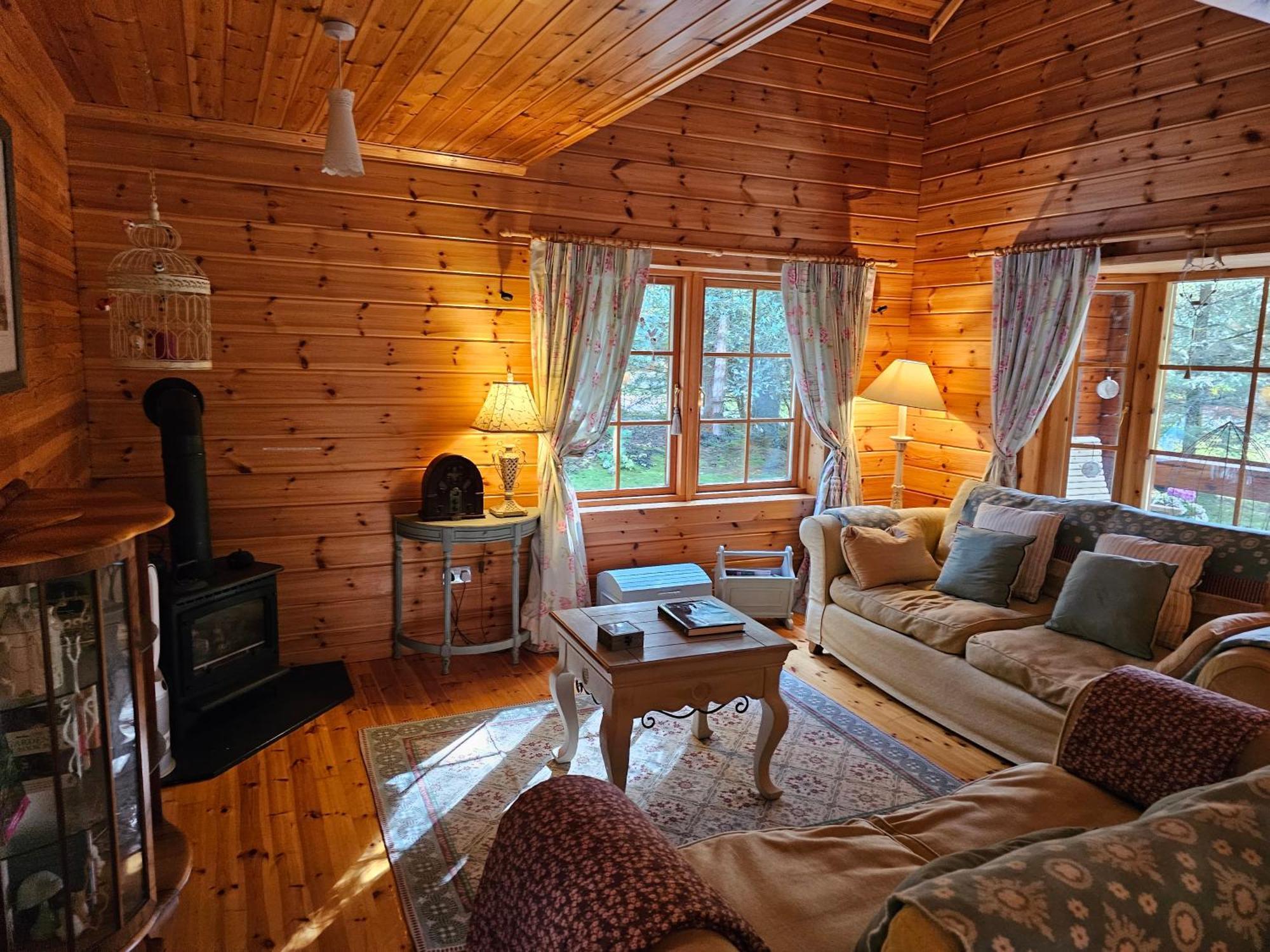 Forest Lodge Log Cabin - Ireland Балликоннелл Экстерьер фото
