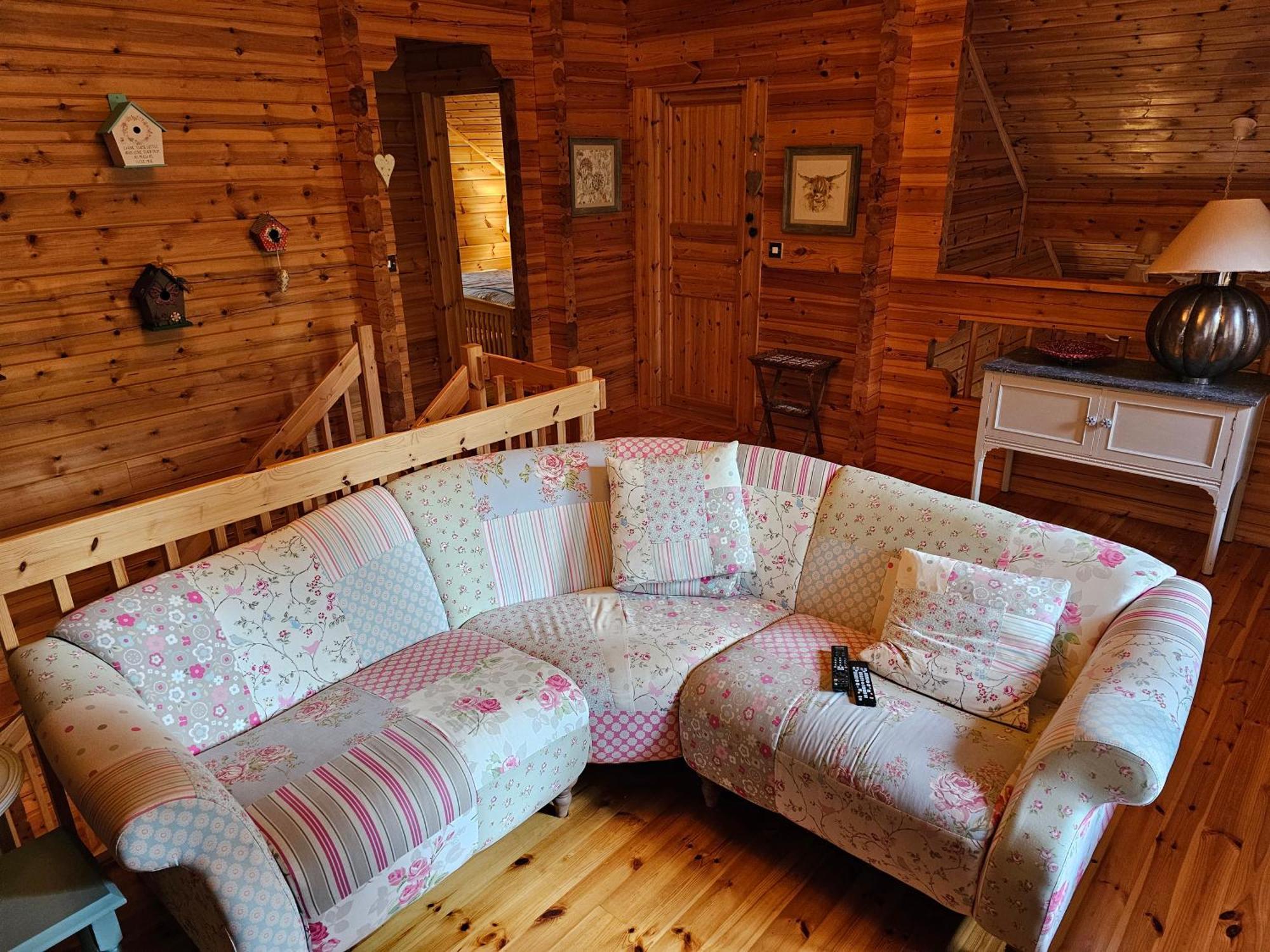 Forest Lodge Log Cabin - Ireland Балликоннелл Экстерьер фото